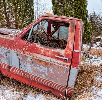 Buy and Sell Scrap Car North Vancouver