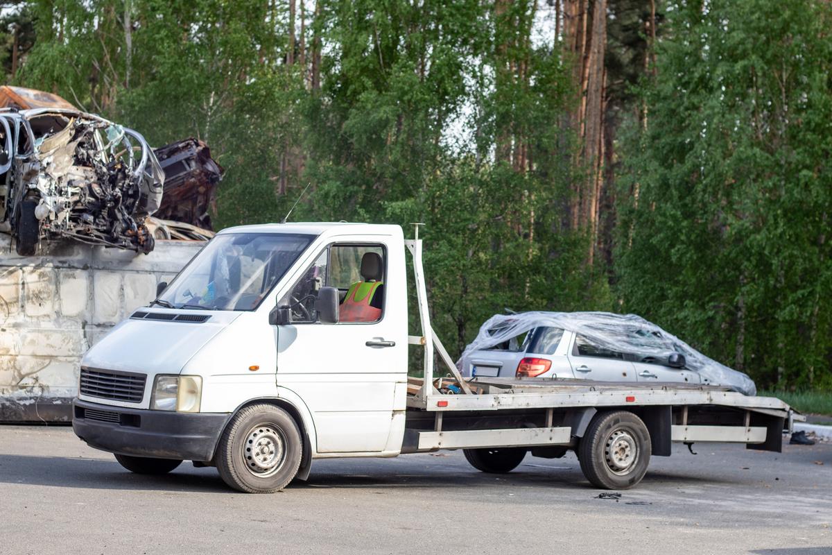 Old car disposal service